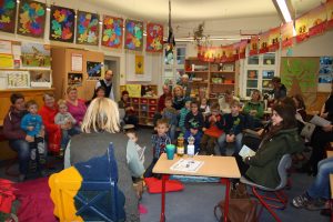 Vorlesetag: Am "Tag des Buches" war ein Klassenzimmer der Grundschule Schauplatz.